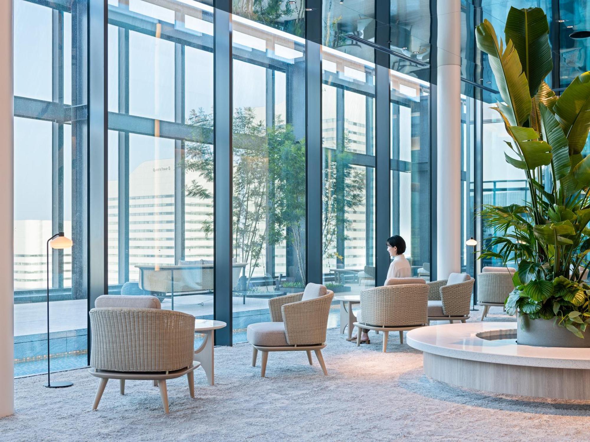 Mitsui Garden Hotel Yokohama Minatomirai Premier Ngoại thất bức ảnh The interior of the lounge